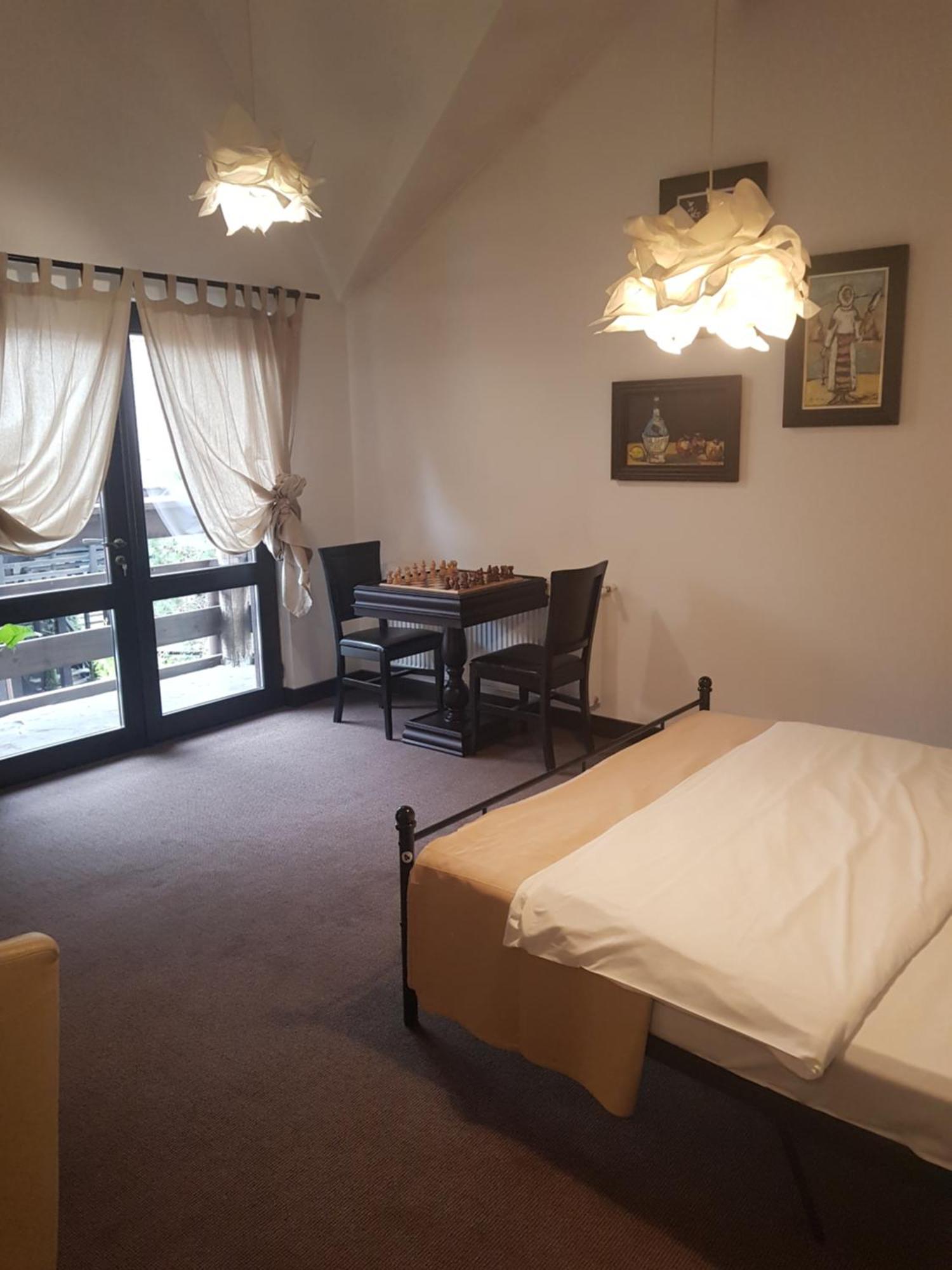 Pension Casa Drumetului Piatra Neamţ Esterno foto